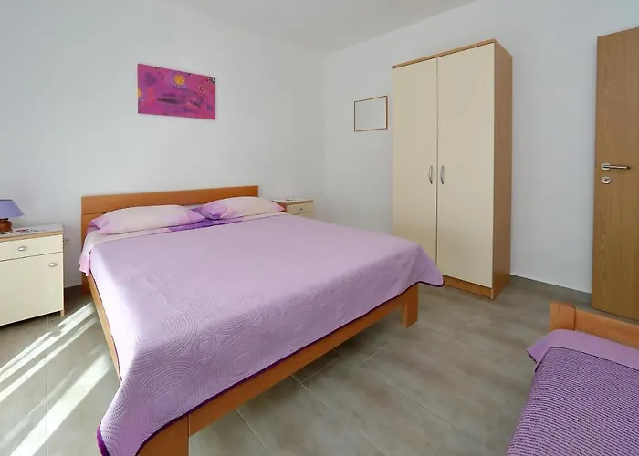 And Aleksandra Gostinjska kuća Bibinje