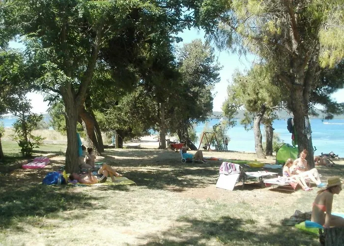 And Aleksandra Gostinjska kuća 3*