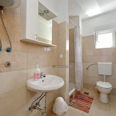 And Aleksandra Maison d'hôtes Bibinje