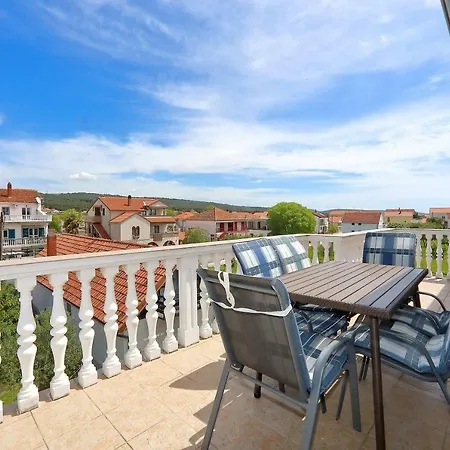 And Aleksandra Bibinje