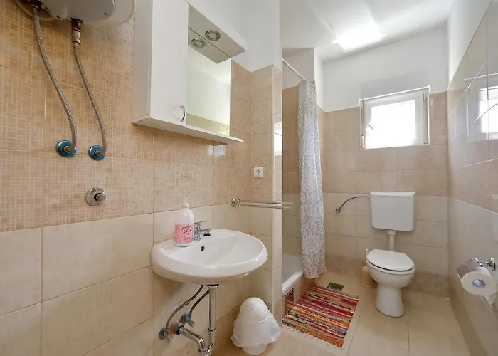 And Aleksandra Pensjonat Bibinje