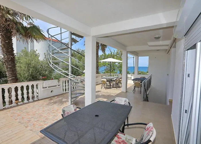 Pensjonat And Aleksandra 3*