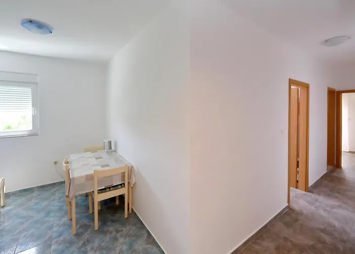 Pensjonat And Aleksandra Bibinje