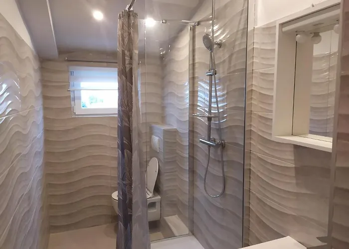 Pensjonat And Aleksandra Bibinje