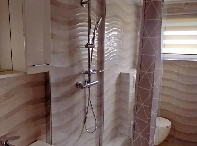 Pensjonat And Aleksandra Bibinje